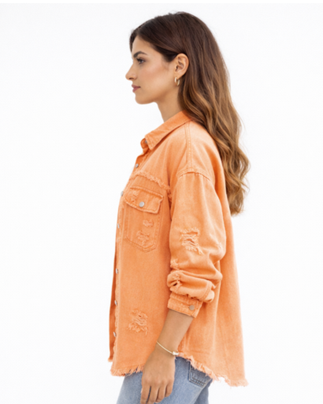 Chemise oversize effet usé à poches poitrine et bords effilochés
