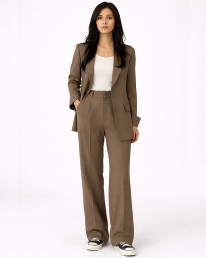 Ensemble Tailleur Femme – Blazer Structuré & Pantalon Large Fluide | Bureau Chic & Cérémonie