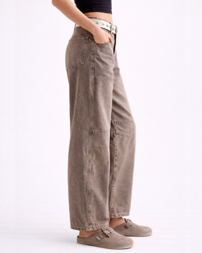 Jean Droit Femme Taille Haute – Jambe Large & Coupe Ample Flatteuse | Look Casual Chic