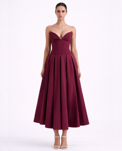 Robe bustier midi évasée avec décolleté structuré et taille cintrée
