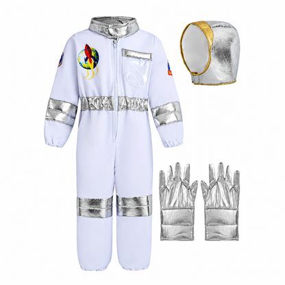 Détail de la fermeture et des coutures matelassées de la combinaison spatiale enfant