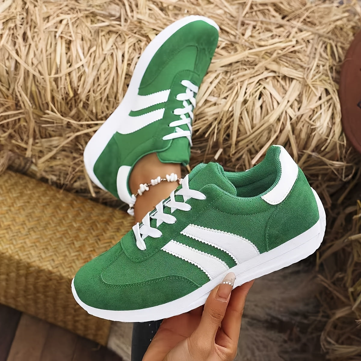 Baskets orthopédiques femme, détail respirant