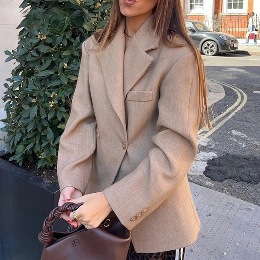 Blazer femme coupe structurée style tailleur chic