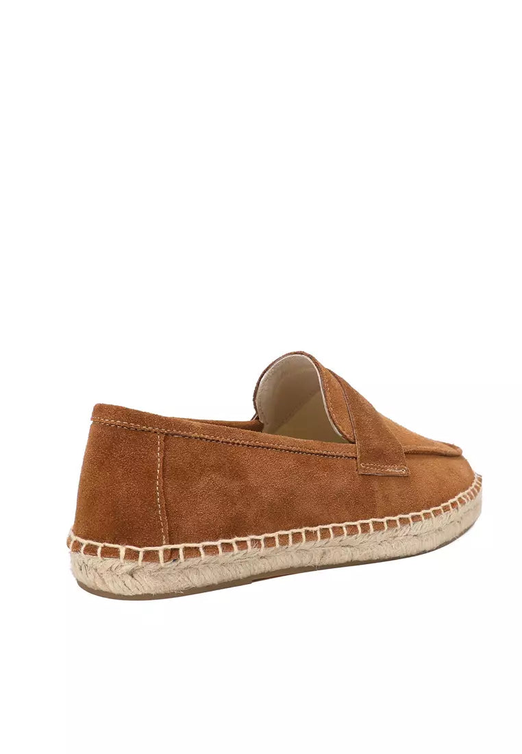 Chaussures homme décontractées, vue portée