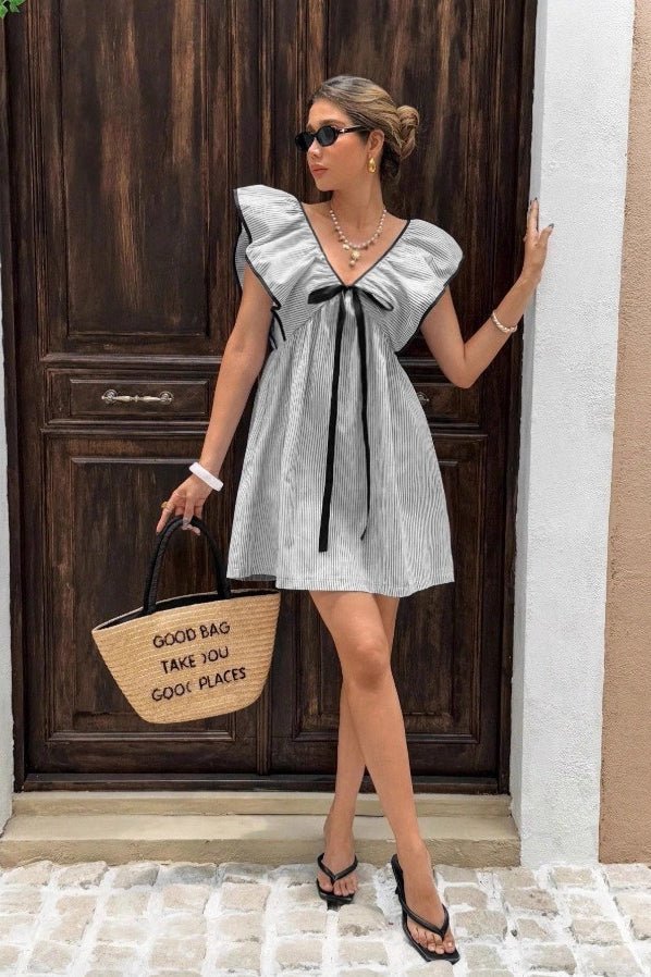 Robe Col V Rayée Femme – Volants & Coupe Courte, Style Estival Chic