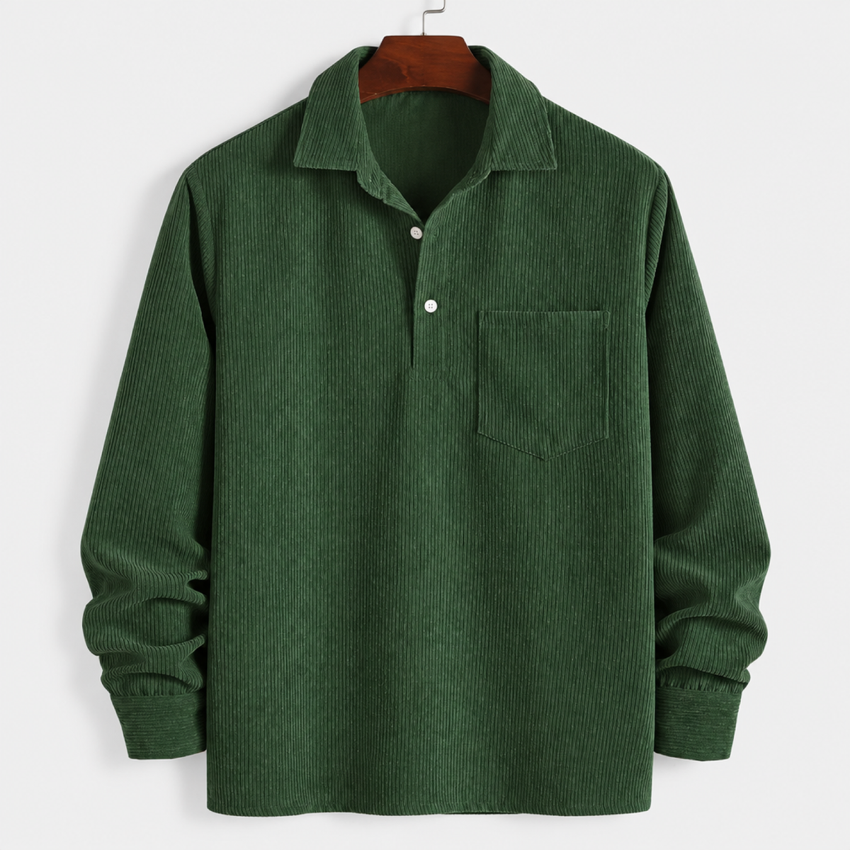 Chemise homme en velours côtelé vert kaki foncé, vue produit face, manches longues et boutonnage demi-placket