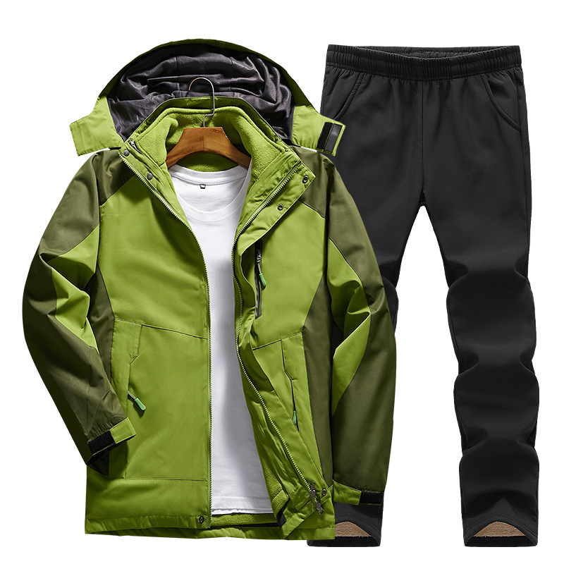 Ensemble softshell femme coloris vert pour la montagne