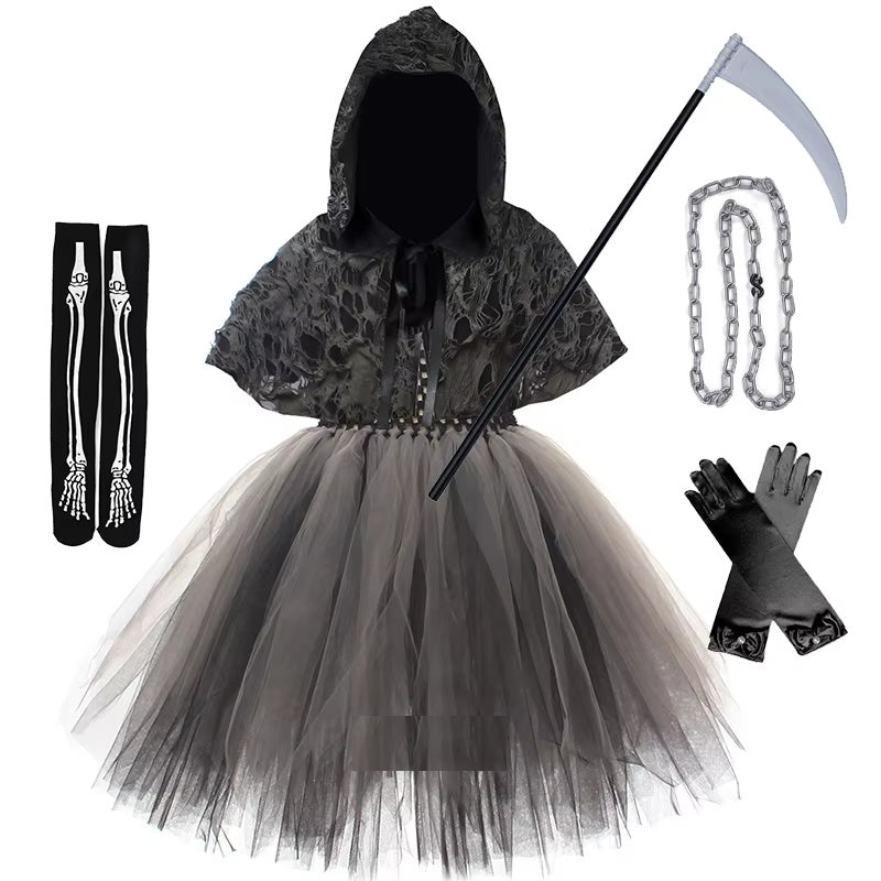Robe tutu faucheuse avec fléau, chaîne, chaussettes et gants satinés
