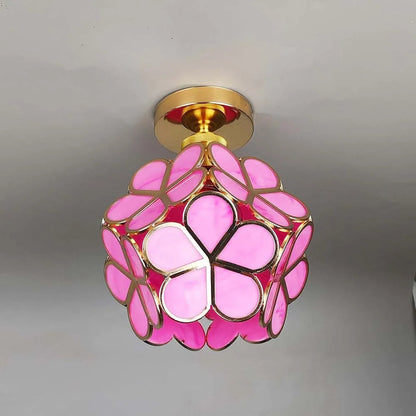 Plafonnier fleur en cristal rose, vue de face