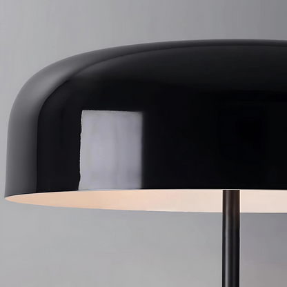Détail de l'abat-jour métal du lampadaire NOCTA