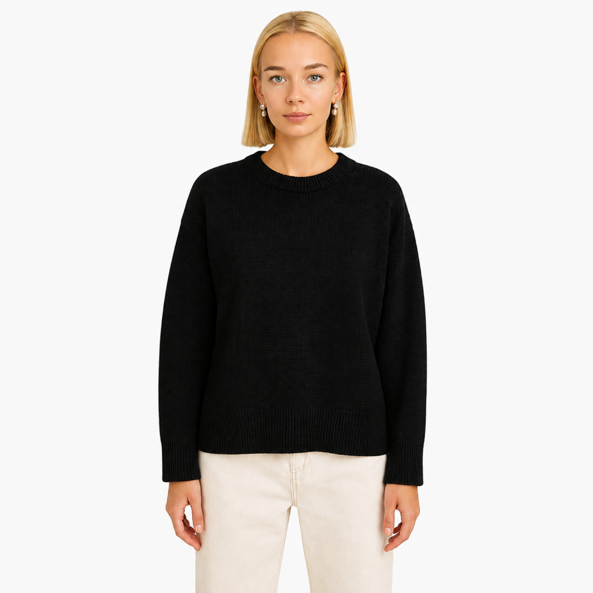 Pull Oversize Femme Col Rond Maille Unie noir - vue de face - Melvoire
