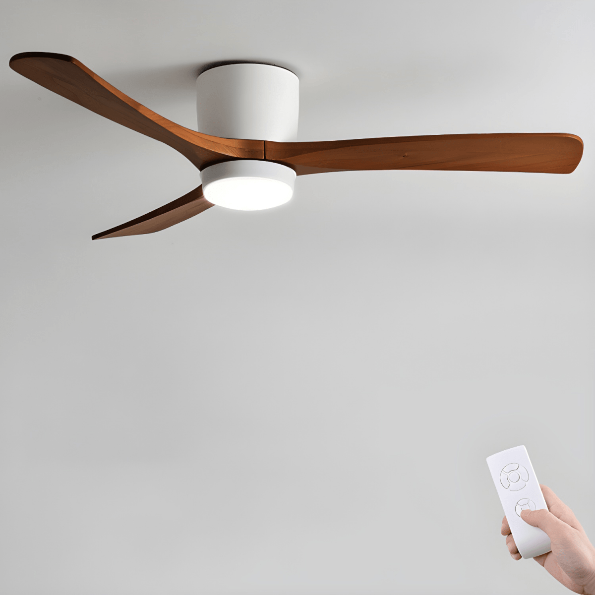 Ventilateur de Plafond Silencieux en Bois d'Érable – Élégance Scandinave, Confort Optimal