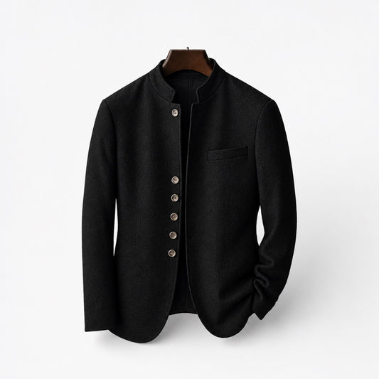 Veste homme noire effet laine, col mao boutonné, boutons dorés, vue de face sur cintre