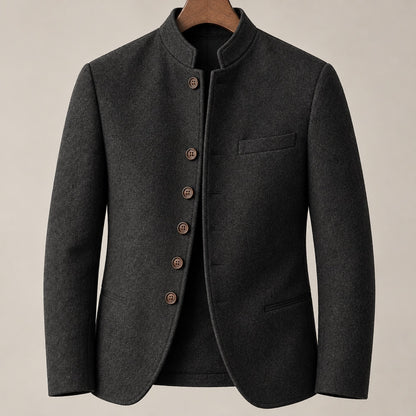 Veste homme noire effet laine, col mao boutonné, boutons ton bronze, vue de face sur cintre