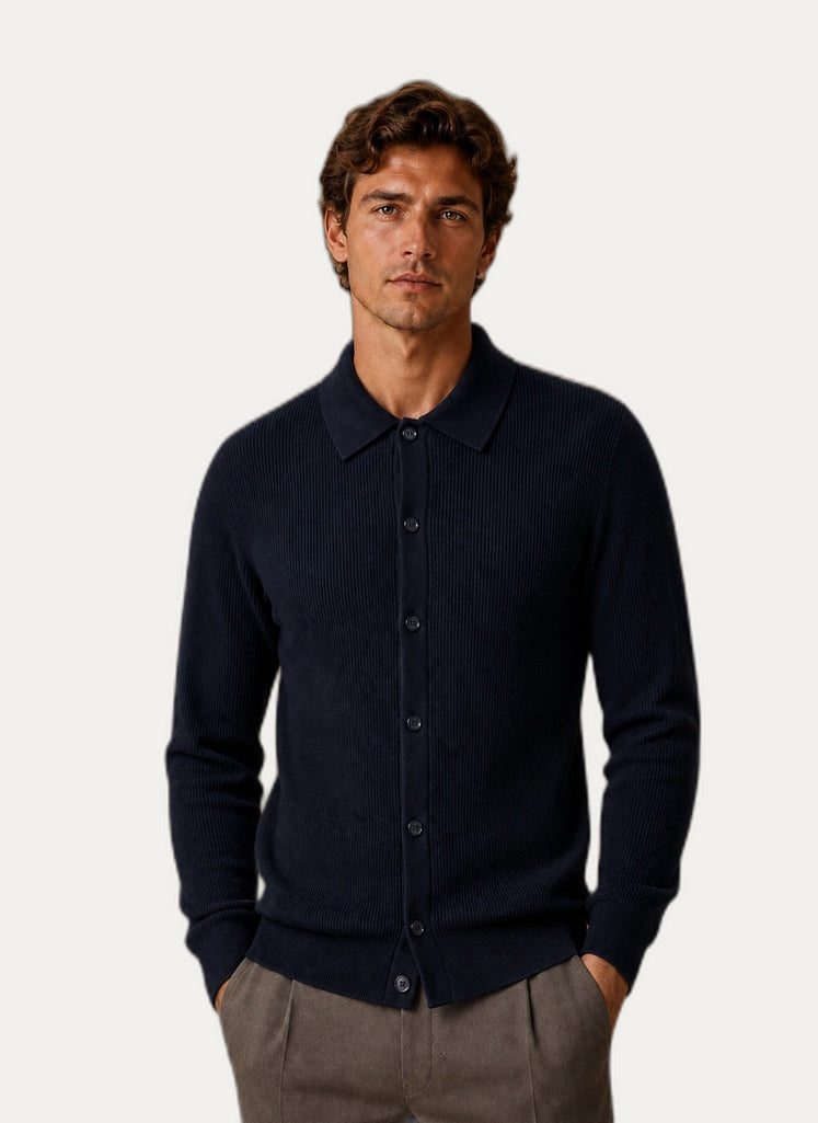 Cardigan homme, détail des manches longues