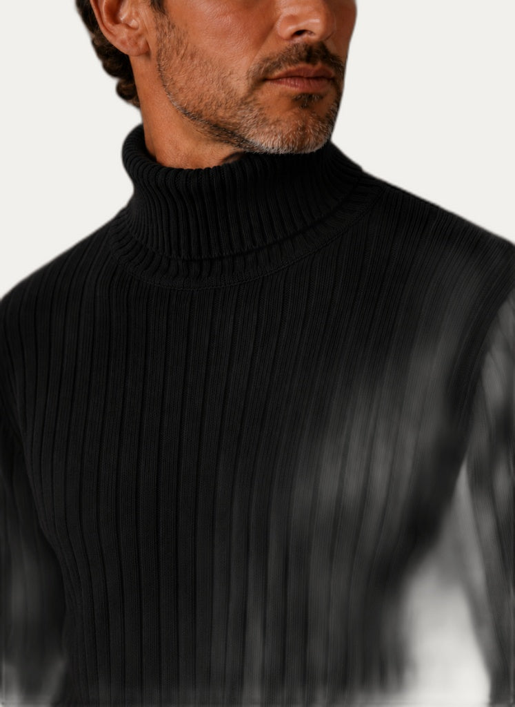 Pullover col rond homme, porté avec un pantalon chino