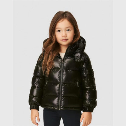 Veste doudoune enfant à capuche, vue d'ensemble avec fermeture zippée