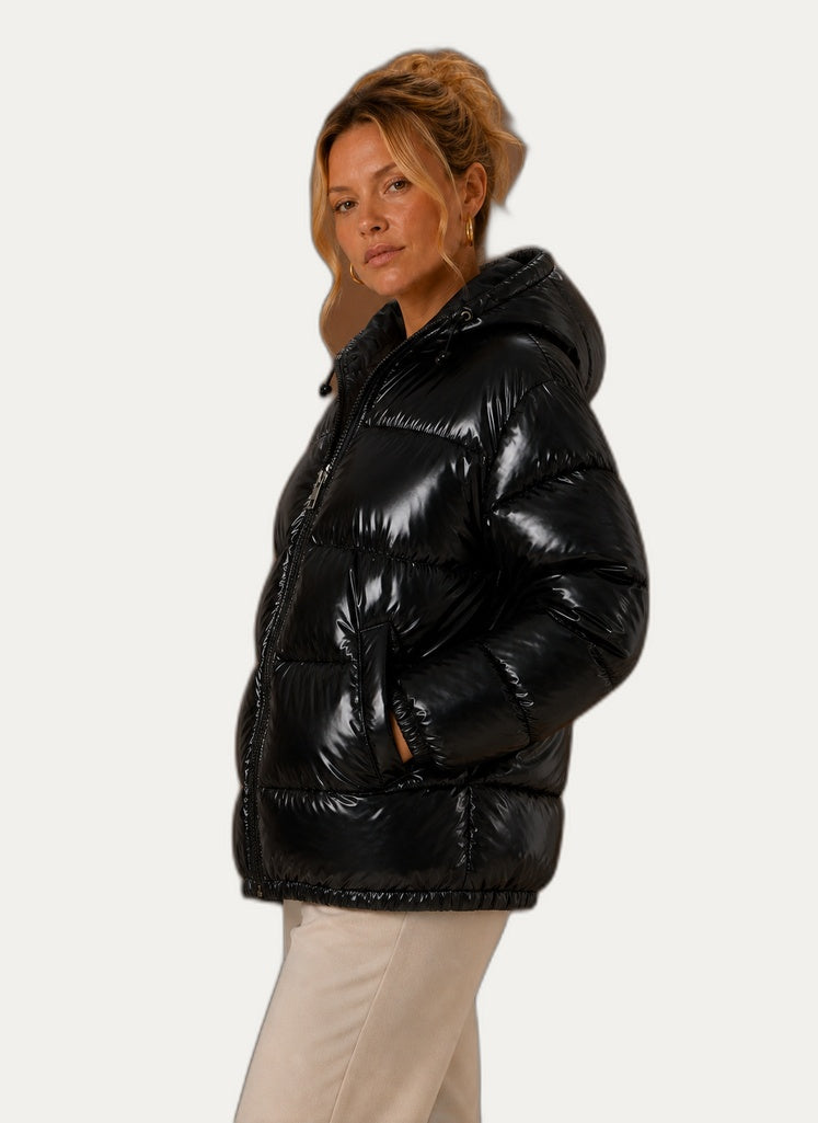 Veste hivernale gonflable femme, détail de la fermeture avant