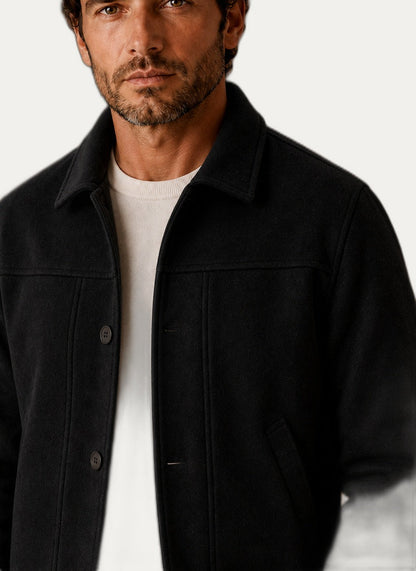 Veste décontractée homme, détail des manches longues