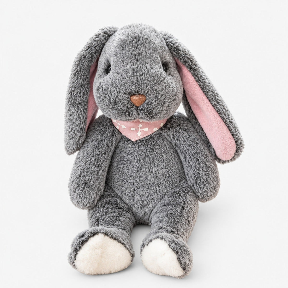 Peluche doudou lapin grise avec bandana à motifs roses, vue de face, taille 35cm
