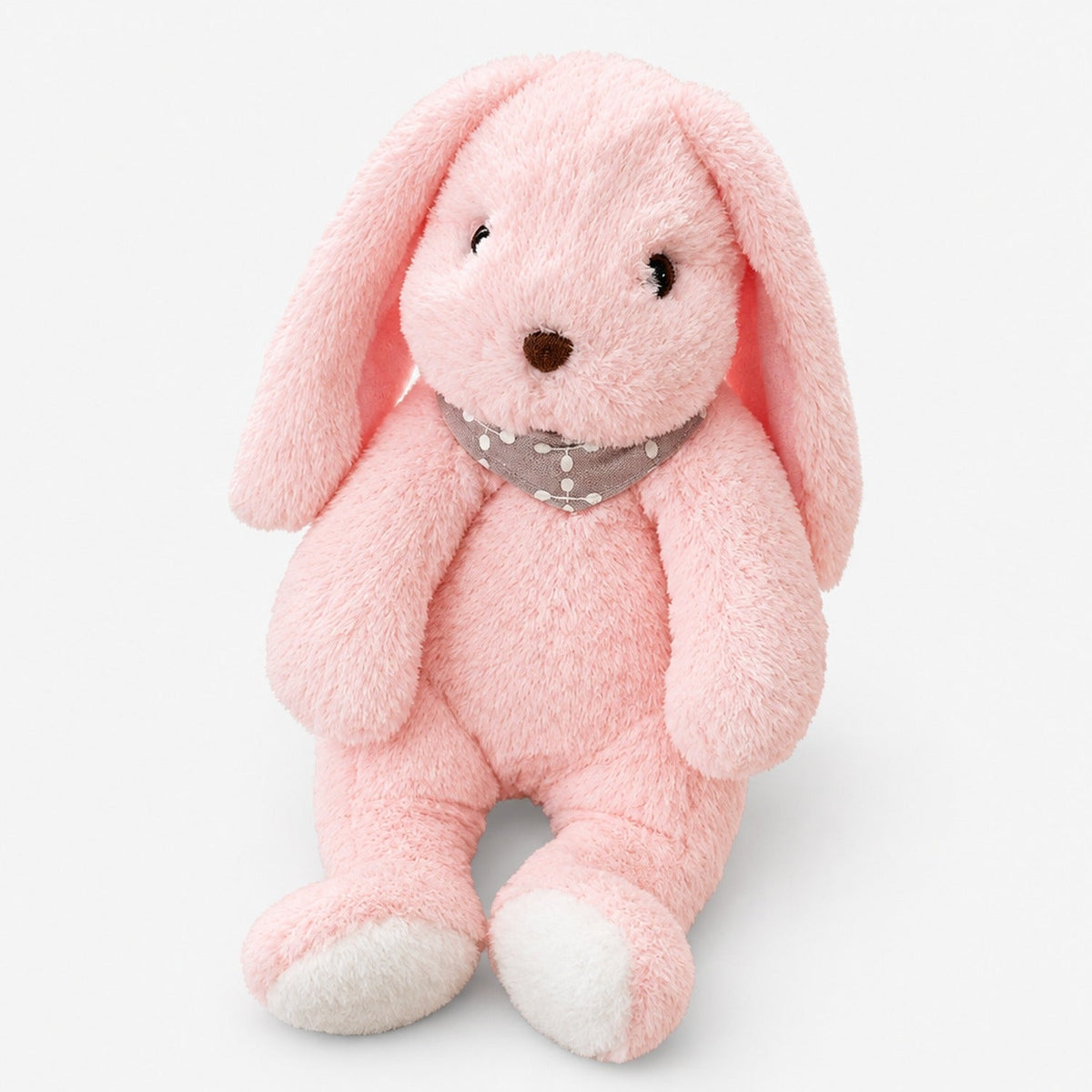 Peluche doudou lapin rose avec bandana à motifs gris, vue de face, taille 35cm