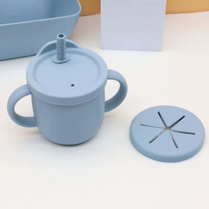 Gobelet 2-en-1 en silicone avec paille et couvercle pour collation