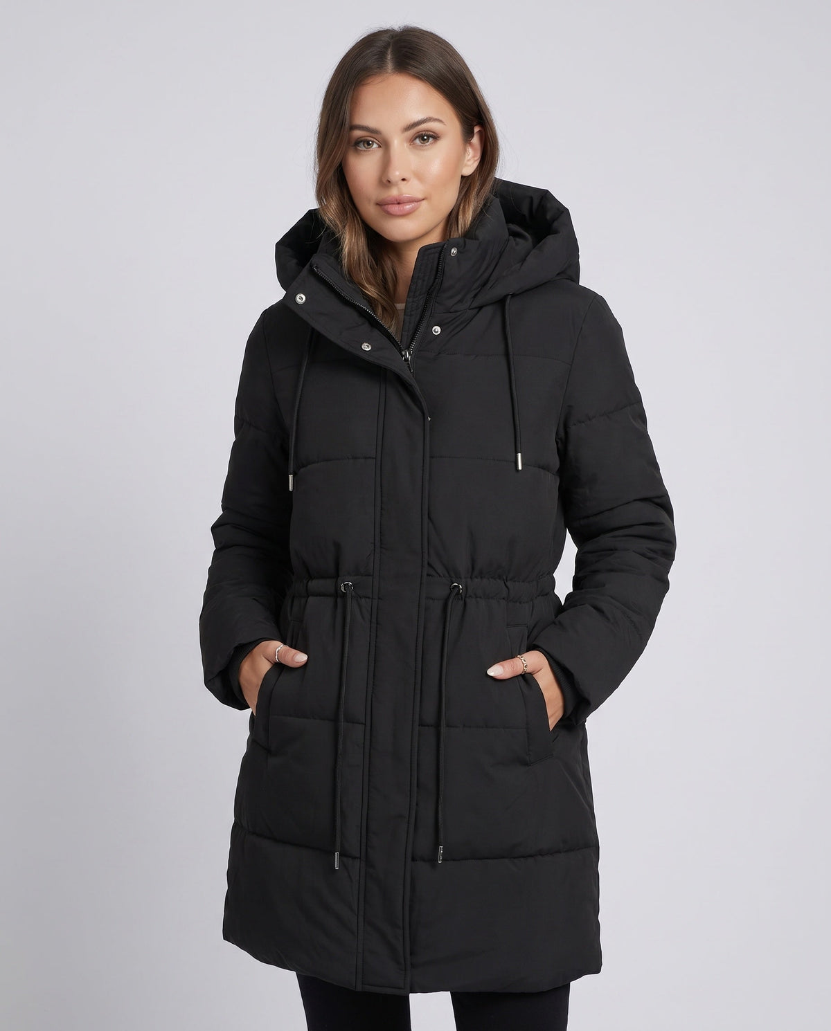 Manteau hiver élégant femme, coloris noir, vue studio