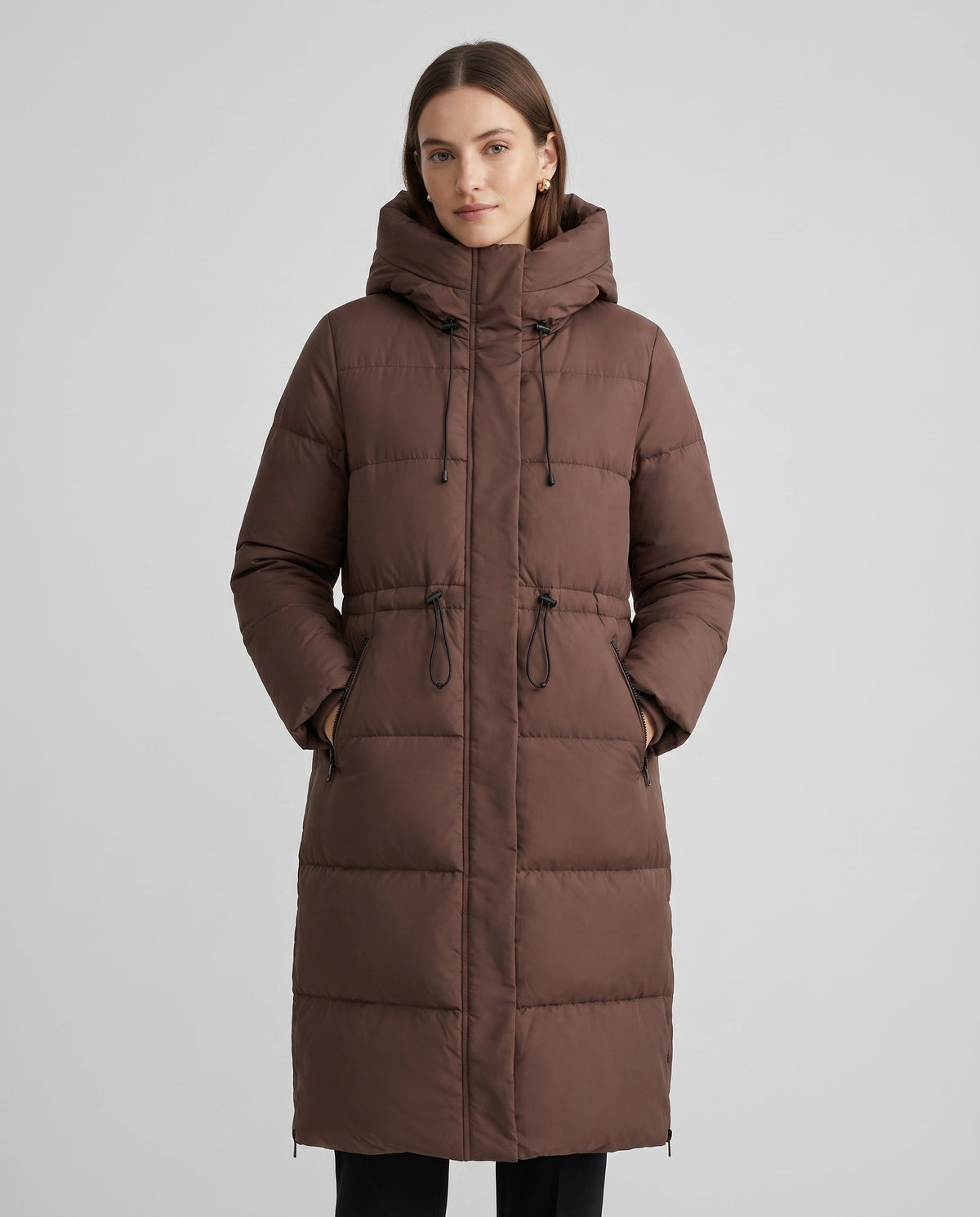 Manteau hiver élégant femme, coloris marron, vue studio