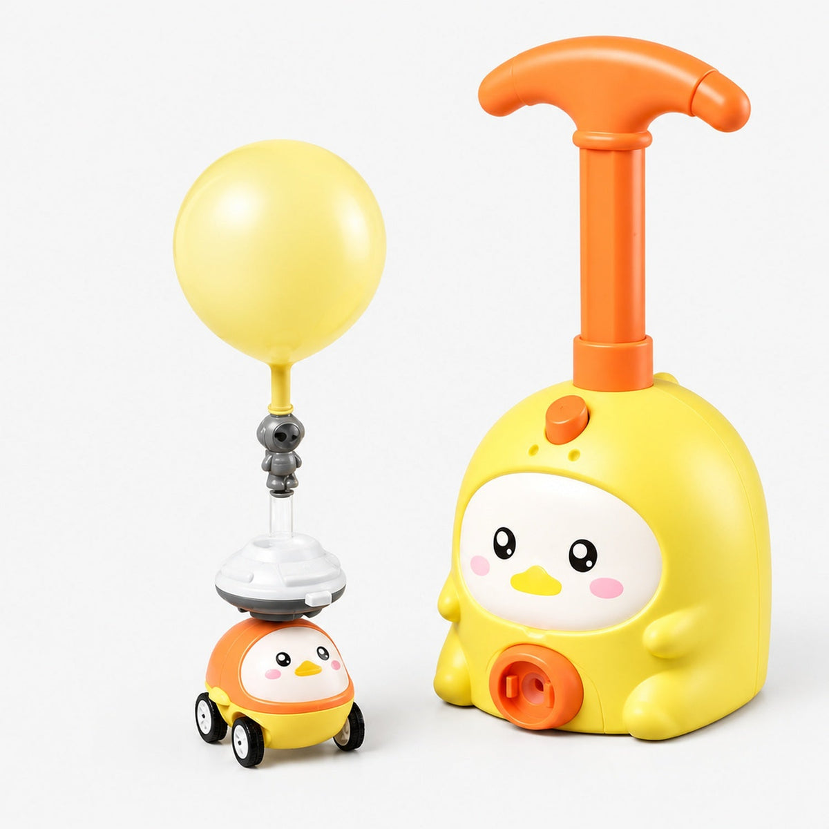 Voiture à ballon design canard jaune, avec pompe et ballon, photo studio